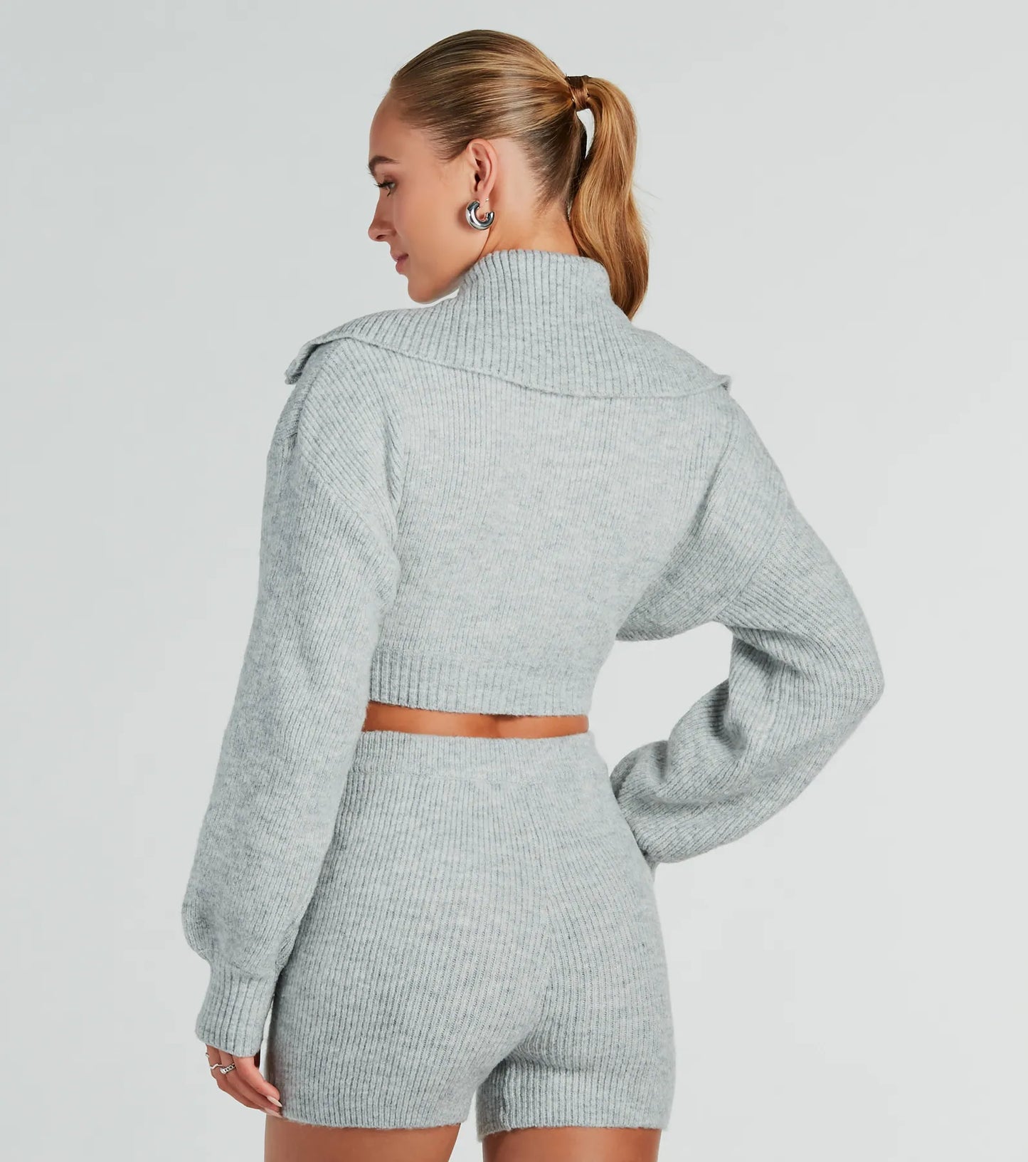 Laid-Back Chic Collared Cropped Sweater