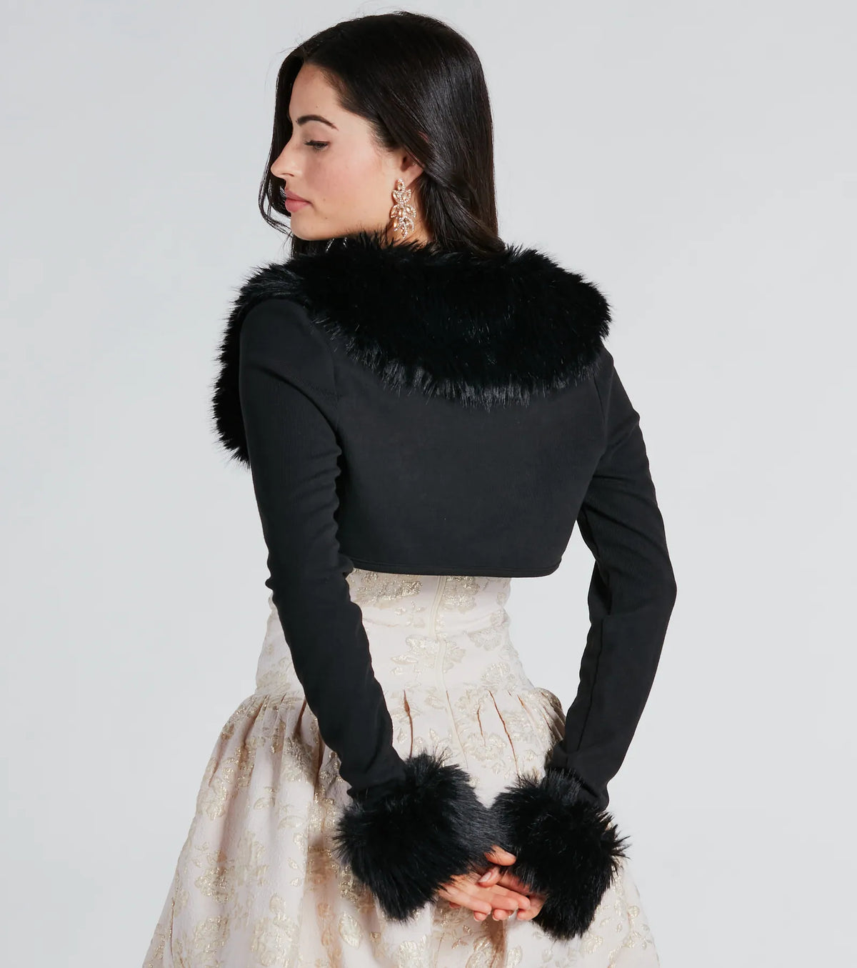 Exclusive Chic Removable Faux Fur Long Sleeve Bolero